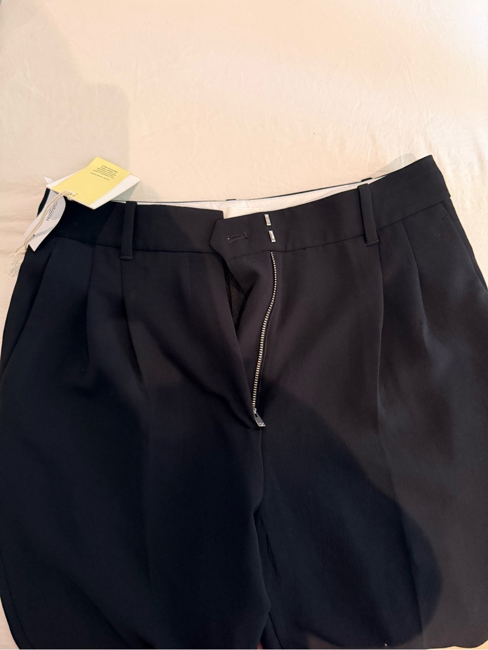 Aritzia Black Women's Effortless Trouser Pant